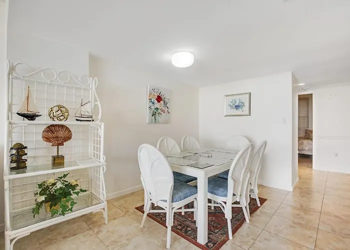 Holiday home Fountainhead Towers 802